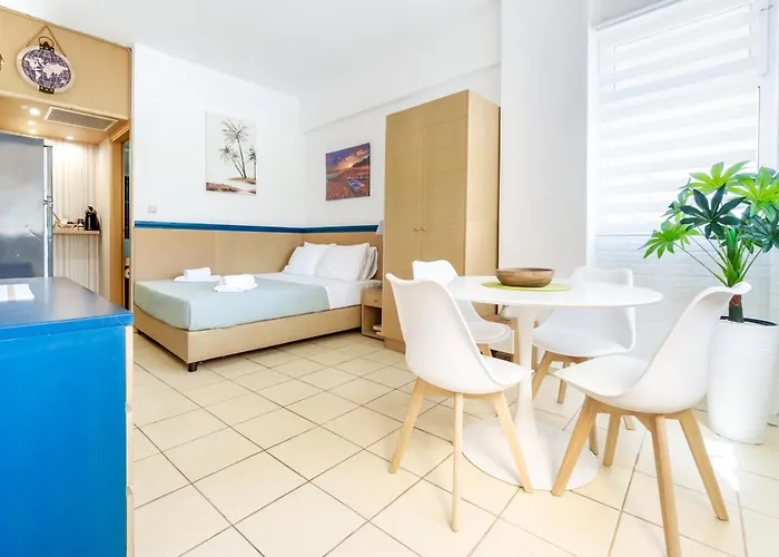 Elegant Near The Sea Апартаменты Херсониссос