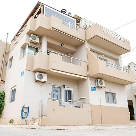Elegant Near The Sea Apartment