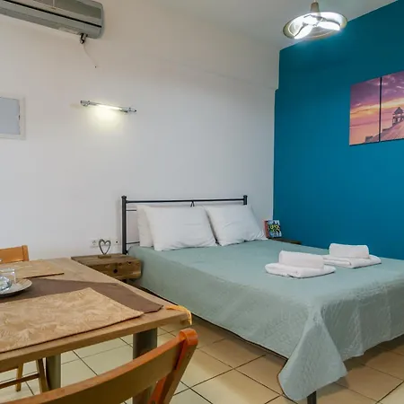 Elegant Near The Sea Apartment Hersonissos (Crete)